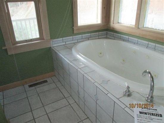 4298 Clayton Road Ashland, OR 97520 - Photo 7 of 11 Additional Photo