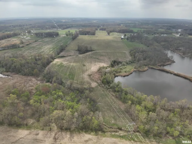 $1,080,000 | 14854 Sesser Lake Road, Sesser, IL 62884