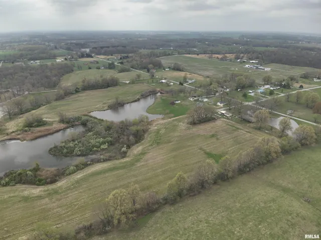 $1,080,000 | 14854 Sesser Lake Road, Sesser, IL 62884