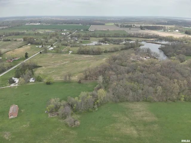 $1,080,000 | 14854 Sesser Lake Road, Sesser, IL 62884