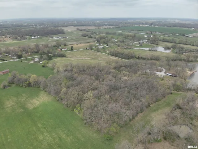 $1,080,000 | 14854 Sesser Lake Road, Sesser, IL 62884