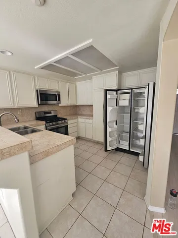 $3,795 | 25232 Carson Way, Stevenson Ranch, CA 91381