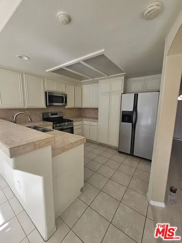 $3,795 | 25232 Carson Way, Stevenson Ranch, CA 91381