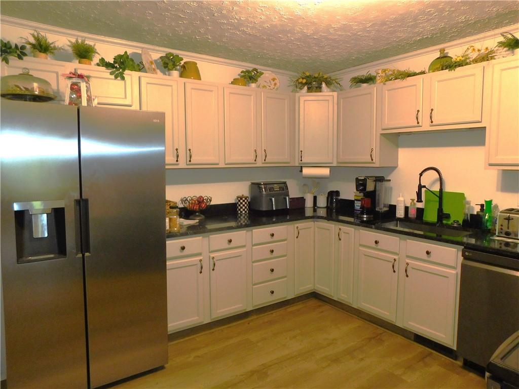 39 May Street Fairchance, PA 15436 - Photo 9 of 22