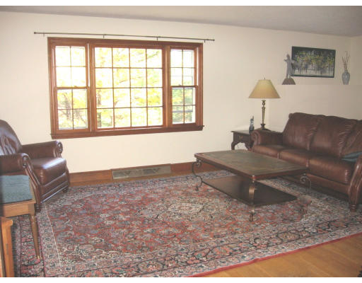 7 Fern Road Andover, MA 01810 - Photo 5 of 19