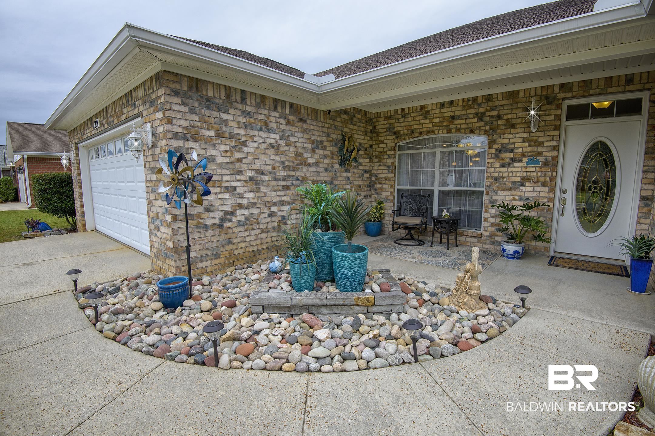 201 Hemingway Loop Foley, AL 36535 - Photo 3 of 47