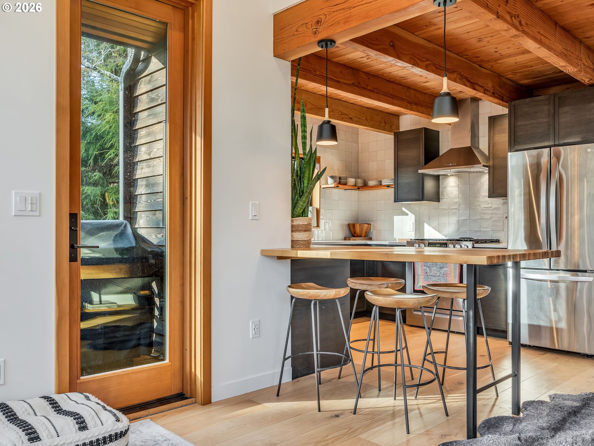 696 North Spruce Street Cannon Beach, OR 97110 - Photo 17 of 48