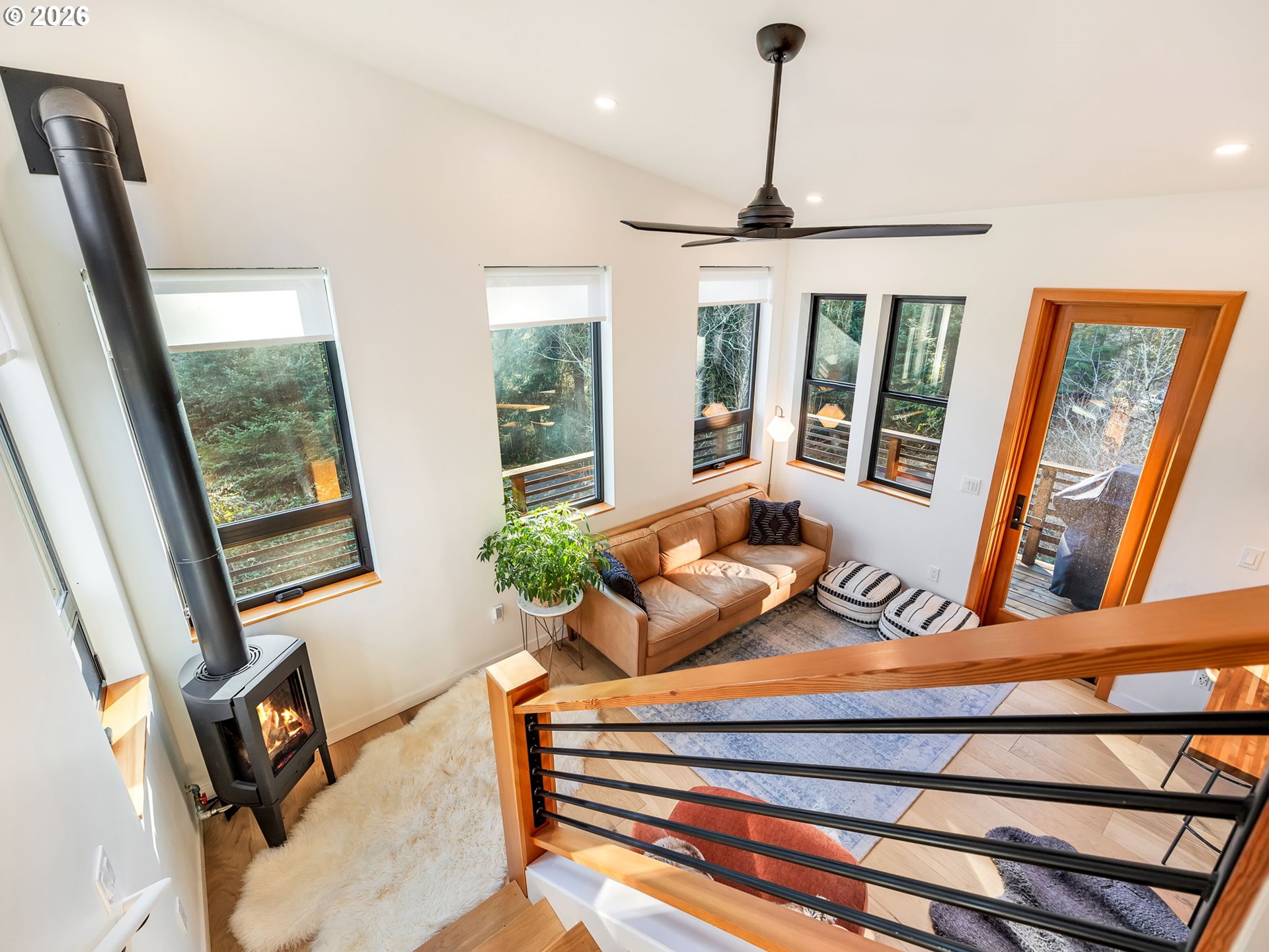 696 North Spruce Street Cannon Beach, OR 97110 - Photo 31 of 48