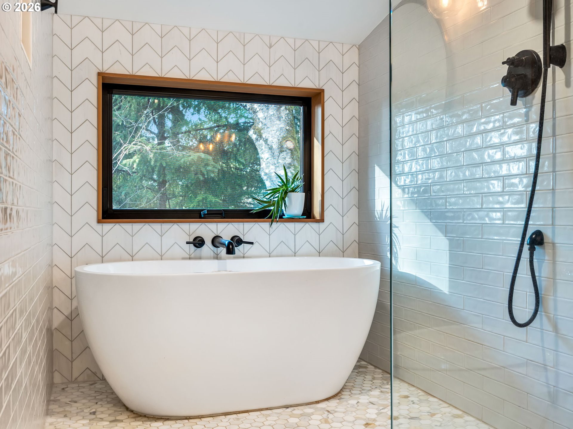 696 North Spruce Street Cannon Beach, OR 97110 - Photo 36 of 48