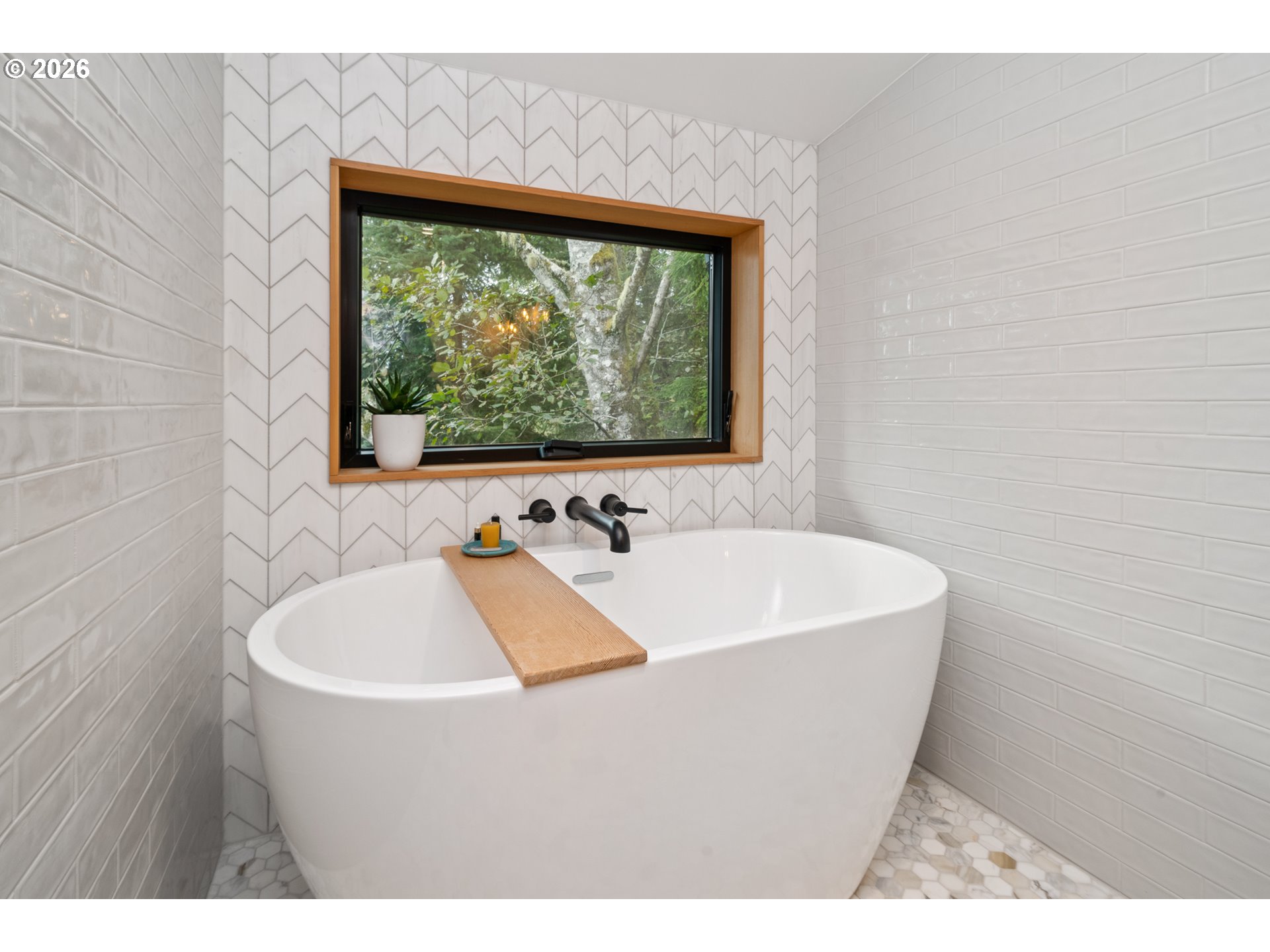 696 North Spruce Street Cannon Beach, OR 97110 - Photo 37 of 48