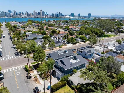 $3,750,000 | 309 J Avenue, Coronado, CA 92118