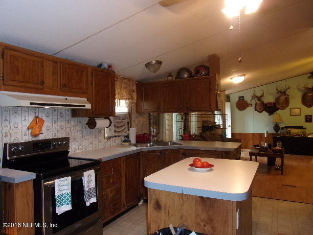 128 Keystone Road Palatka, FL 32177 - Photo 12 of 48 021