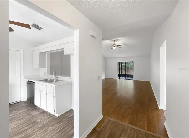 $305,000 | 93 Hillside Drive, Eustis, FL 32726