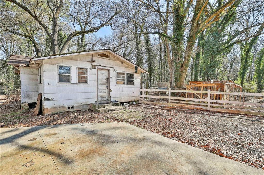 66 Howell Drive Southwest Atlanta, GA 30331 - Photo 26 of 27 a backyard of a house
