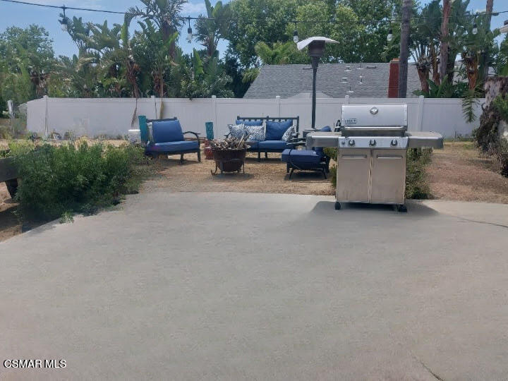 2331 Welcome Court Simi Valley, CA 93063 - Photo 20 of 22 ozzie back pic