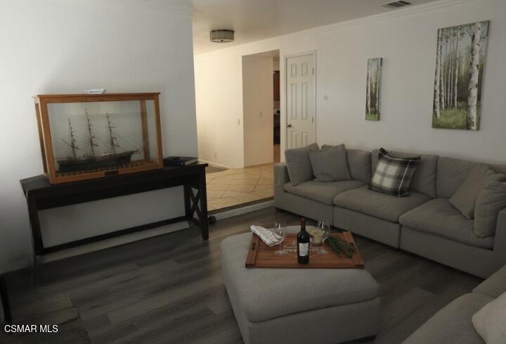 2331 Welcome Court Simi Valley, CA 93063 - Photo 7 of 22 image - 2025-03-25T125228.608_cleanup