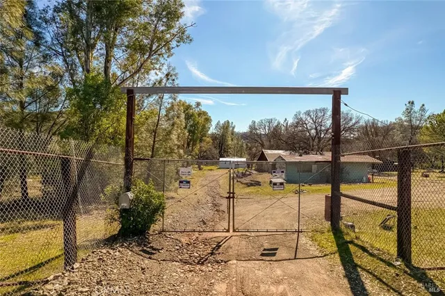 $339,900 | 23059 Jerusalem Grde, Lower Lake, CA 95457