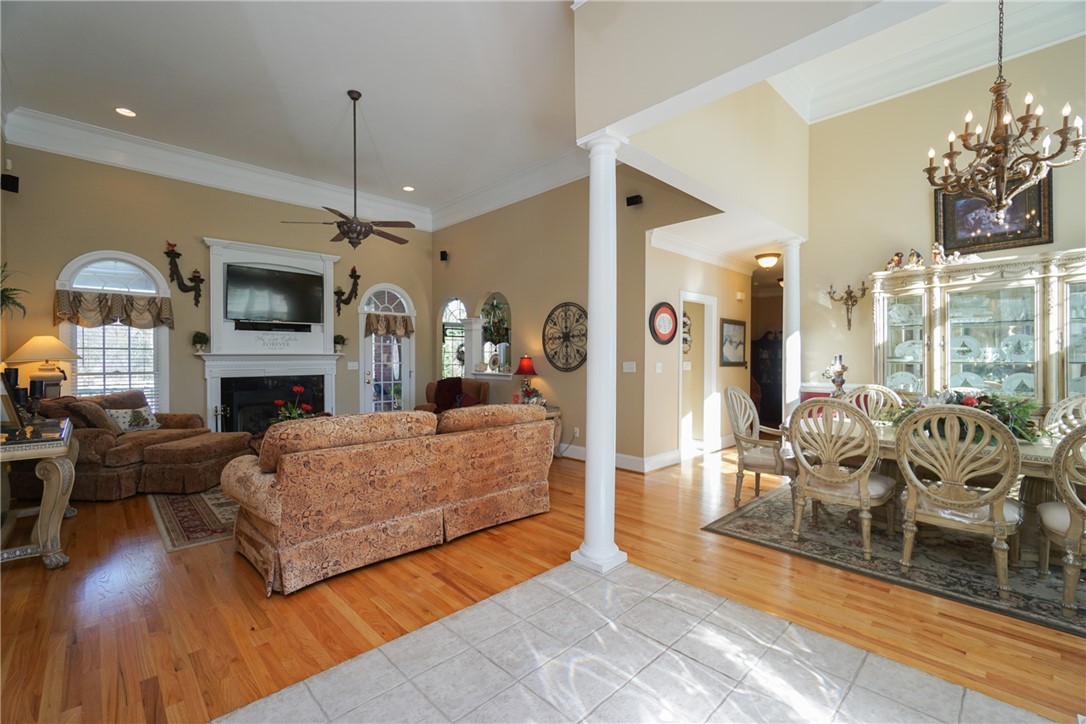 105 Winding Creek Road Anderson, SC 29621 - Photo 4 of 31