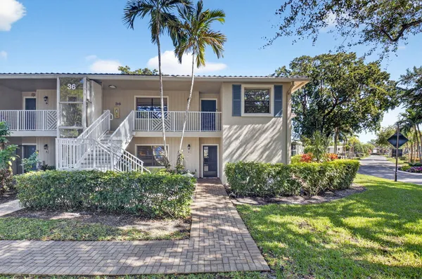 $250,000 | 36 Westgate Lane, Unit C, Boynton Beach, FL 33436