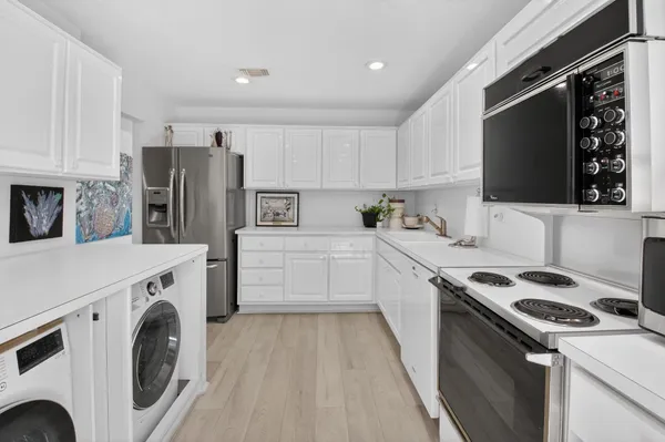 $250,000 | 36 Westgate Lane, Unit C, Boynton Beach, FL 33436