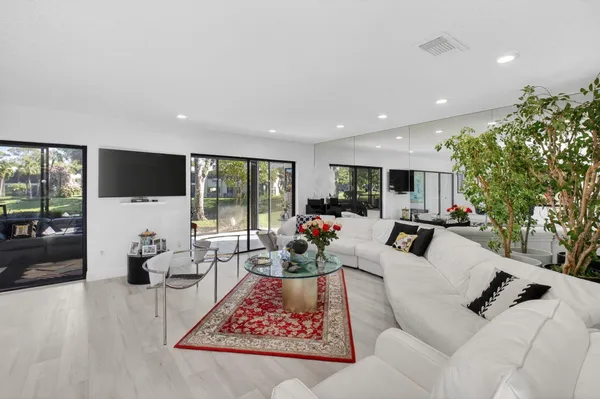 $250,000 | 36 Westgate Lane, Unit C, Boynton Beach, FL 33436