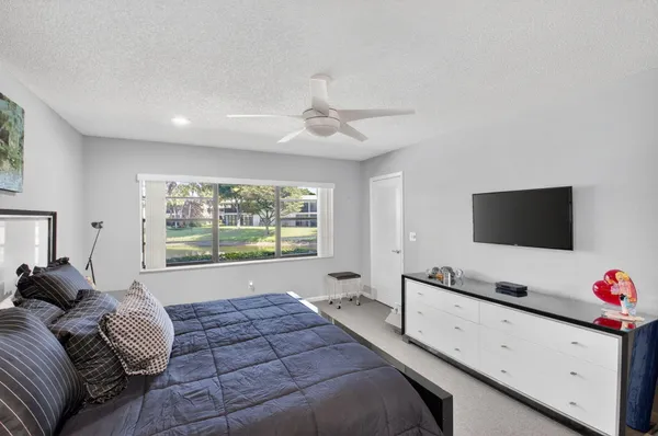 $250,000 | 36 Westgate Lane, Unit C, Boynton Beach, FL 33436