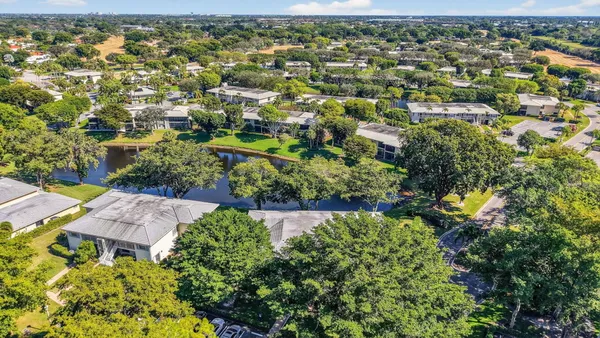 $250,000 | 36 Westgate Lane, Unit C, Boynton Beach, FL 33436