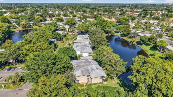 $250,000 | 36 Westgate Lane, Unit C, Boynton Beach, FL 33436