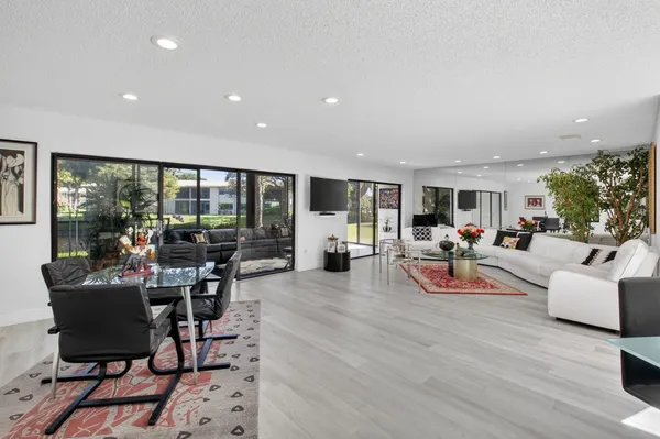 $250,000 | 36 Westgate Lane, Unit C, Boynton Beach, FL 33436