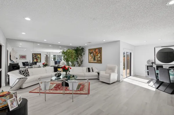 $250,000 | 36 Westgate Lane, Unit C, Boynton Beach, FL 33436