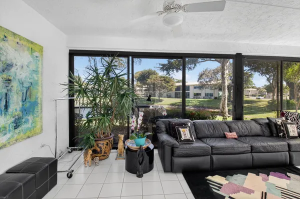 $250,000 | 36 Westgate Lane, Unit C, Boynton Beach, FL 33436