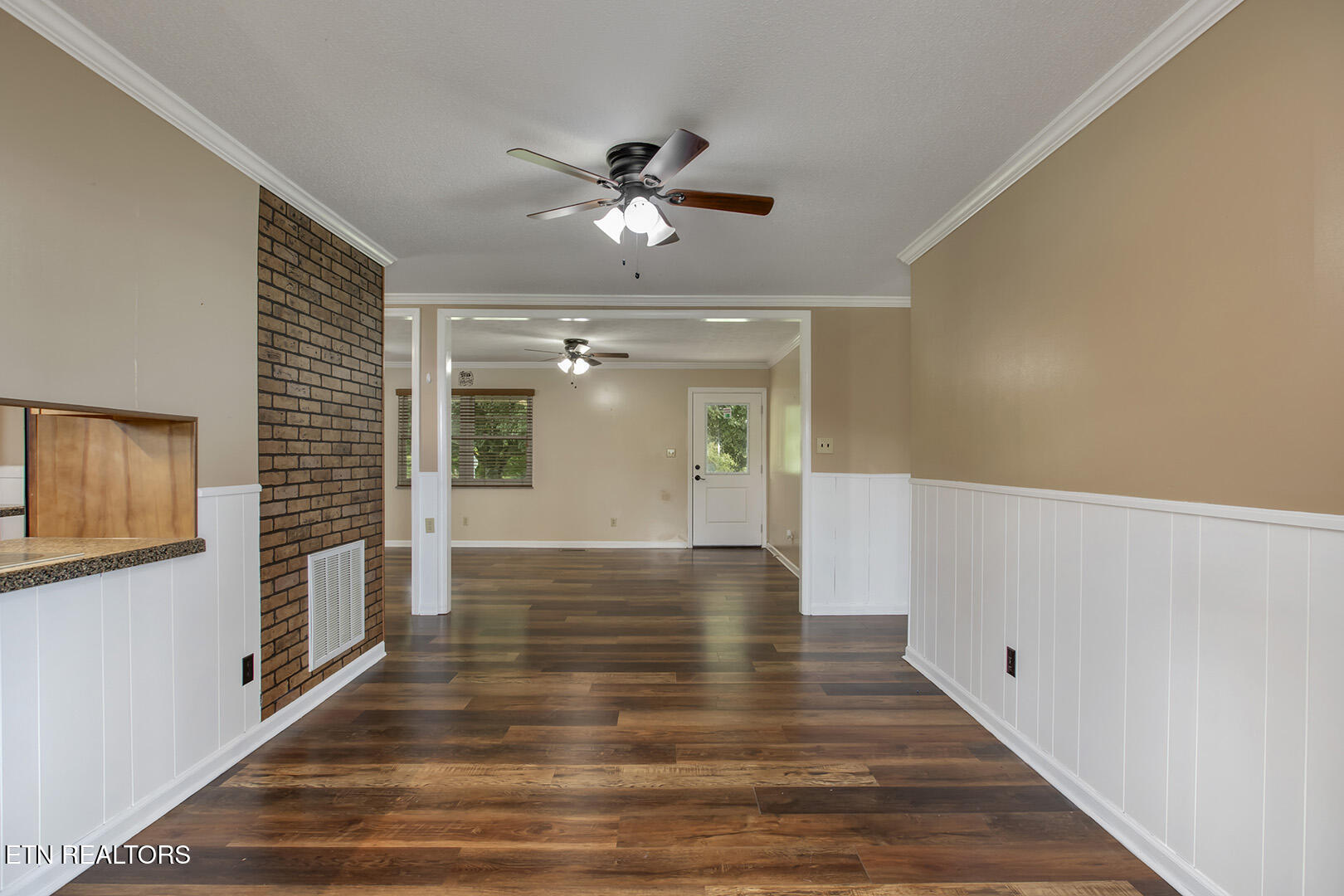 8055 Steekee Creek Road Loudon, TN 37774 - Photo 25 of 60 25_SteekeeCreekRoad_8055_Dining02