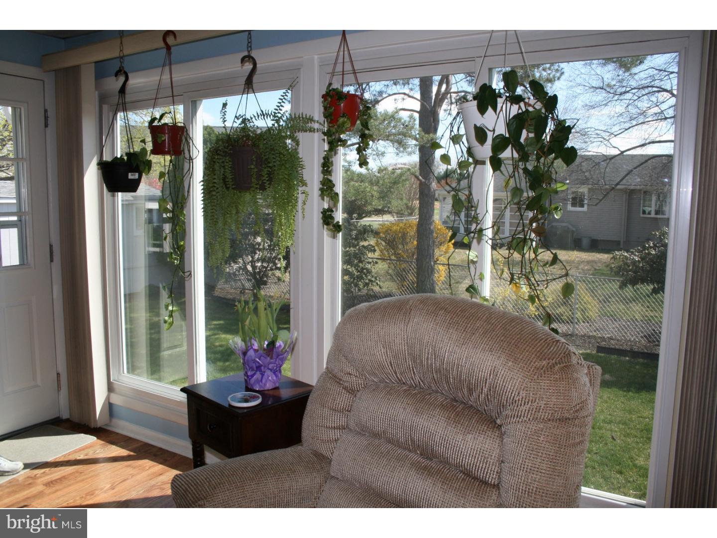 9 Whitman Road Hamilton, NJ 08619 - Photo 11 of 21 Family Room