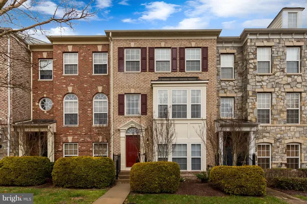 $2,750 | 1008 Hampton Street, Fredericksburg, VA 22401
