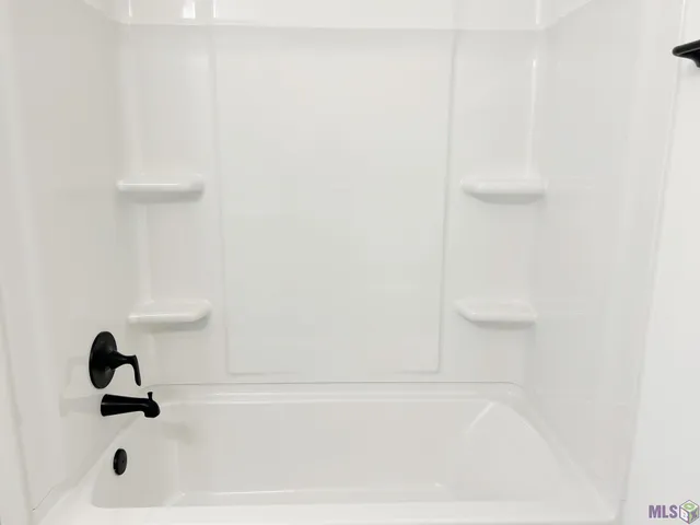 $306,985 | 21249 Shadow Bend Drive, Covington, LA 70435