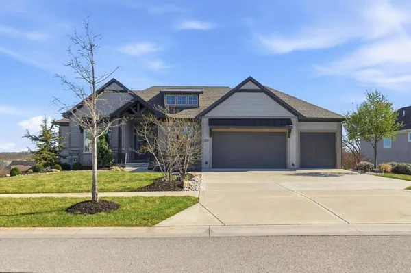 $1,350,000 | 3501 West 150th Street, Leawood, KS 66224