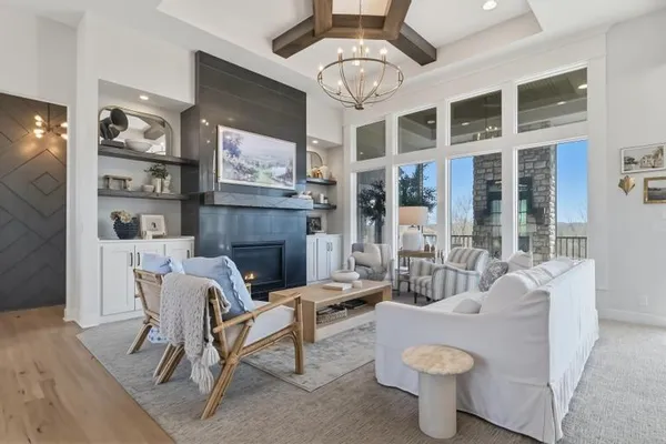 $1,350,000 | 3501 West 150th Street, Leawood, KS 66224