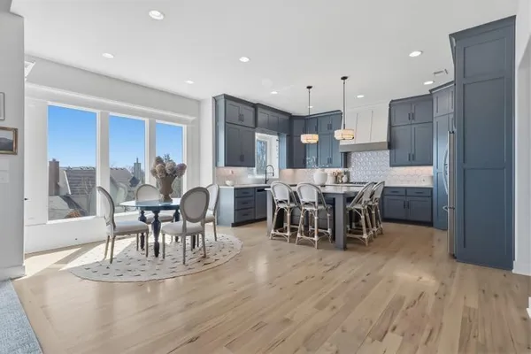 $1,350,000 | 3501 West 150th Street, Leawood, KS 66224