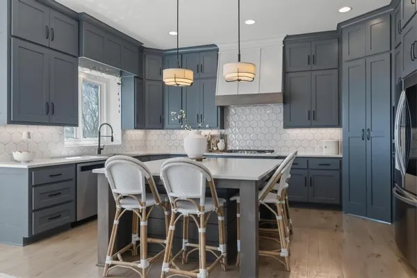 $1,350,000 | 3501 West 150th Street, Leawood, KS 66224