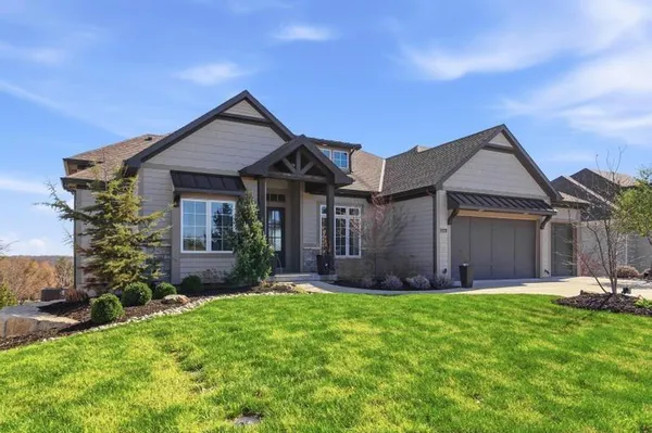 $1,350,000 | 3501 West 150th Street, Leawood, KS 66224