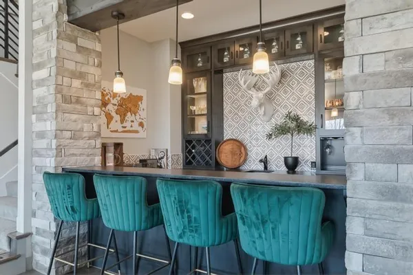 $1,350,000 | 3501 West 150th Street, Leawood, KS 66224
