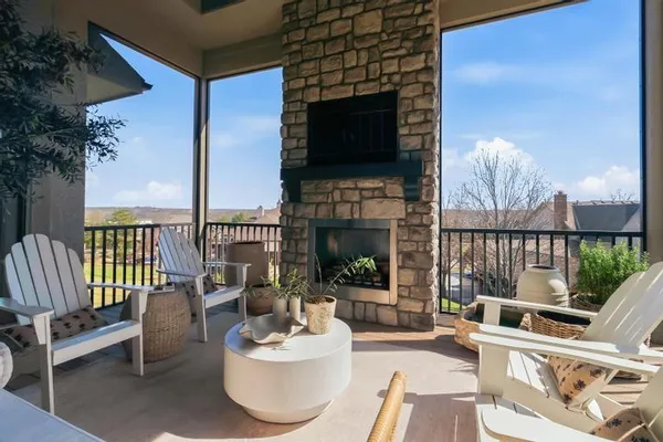 $1,350,000 | 3501 West 150th Street, Leawood, KS 66224