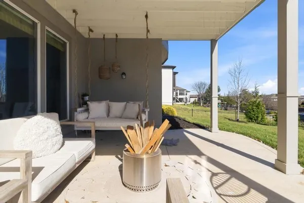 $1,350,000 | 3501 West 150th Street, Leawood, KS 66224