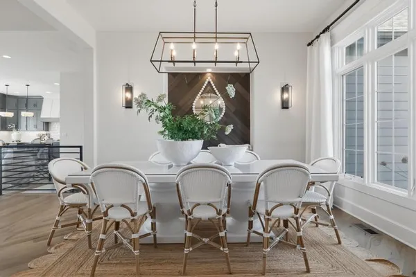 $1,350,000 | 3501 West 150th Street, Leawood, KS 66224