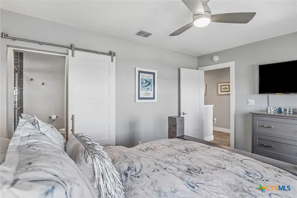 $1,599,000 | 37 Flamingo Road, Rockport, TX 78382