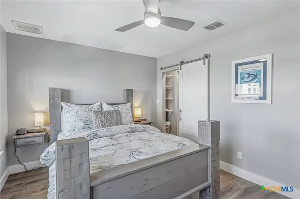 $1,599,000 | 37 Flamingo Road, Rockport, TX 78382