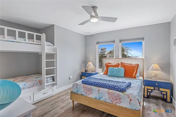 $1,599,000 | 37 Flamingo Road, Rockport, TX 78382