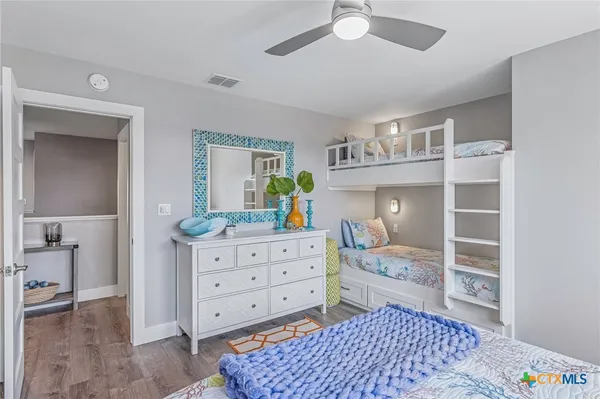 $1,599,000 | 37 Flamingo Road, Rockport, TX 78382