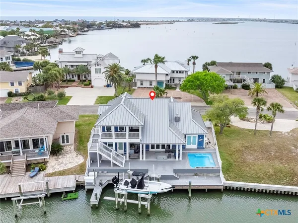 $1,599,000 | 37 Flamingo Road, Rockport, TX 78382