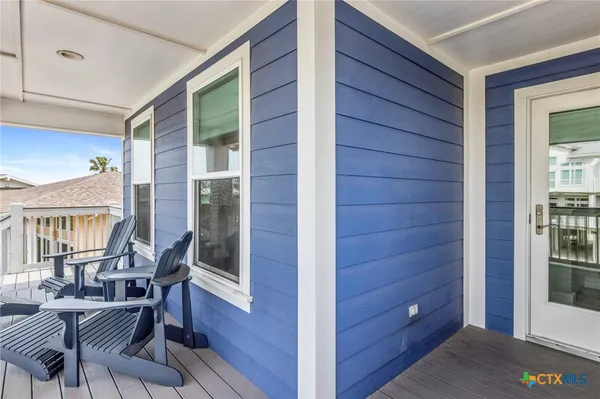 $1,599,000 | 37 Flamingo Road, Rockport, TX 78382